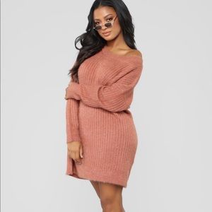 Fuzzy tunic sweater in mauve!